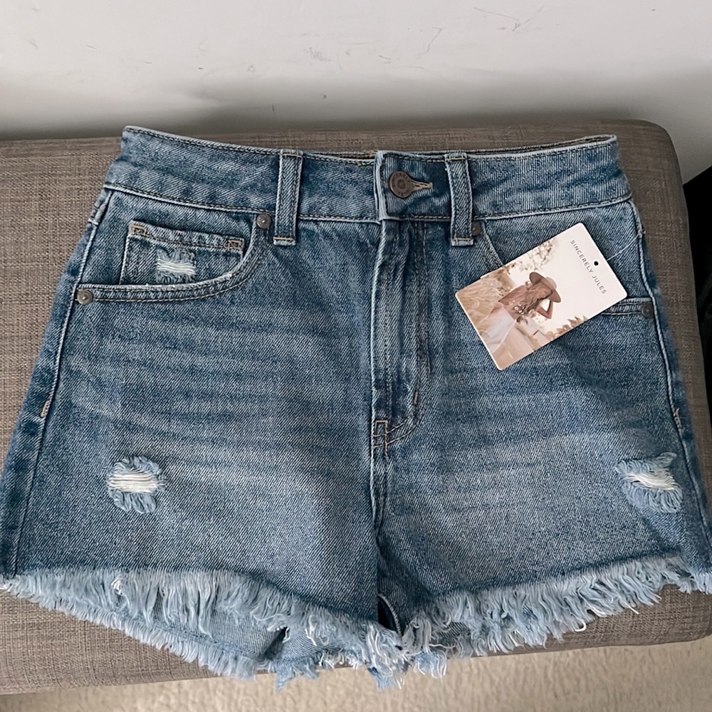 Sincerely Jules - High Waist denim shorts. NWT. Adorable! sz24/0